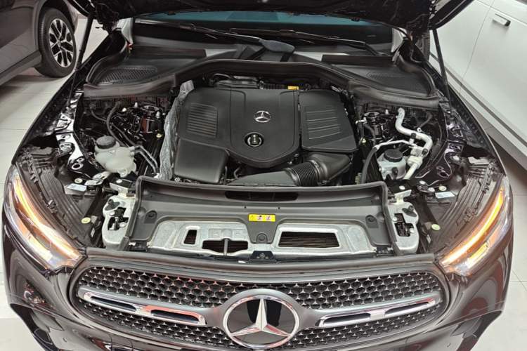 Used Mercedes-Benz GLC 2023 GLC 260 L 4MATIC Dynamic Edition 5-seater Engine Bay