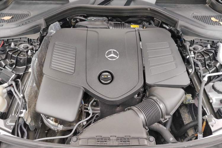 Used Mercedes-Benz GLC 2023 GLC 300 L 4MATIC Dynamic Edition 5-seater Engine Bay