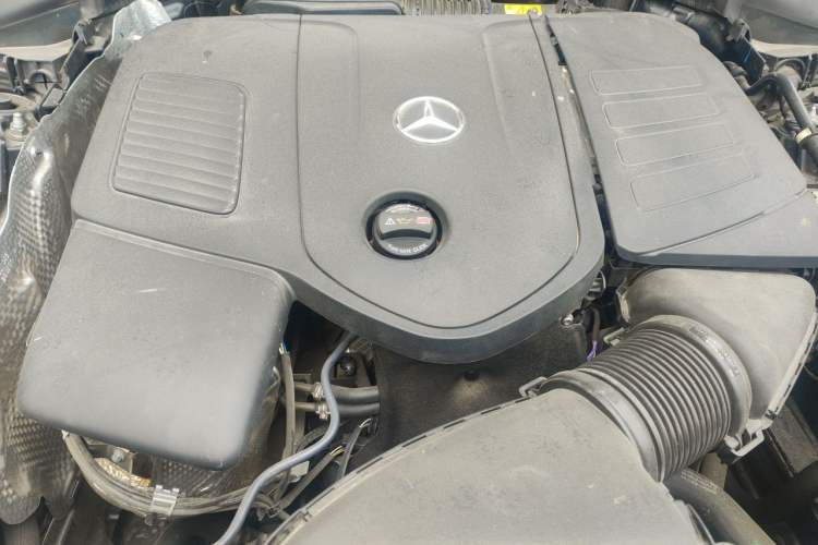 Used Mercedes-Benz GLC 2023 GLC 260 L 4MATIC Luxury Model 5 Seats Engine Bay