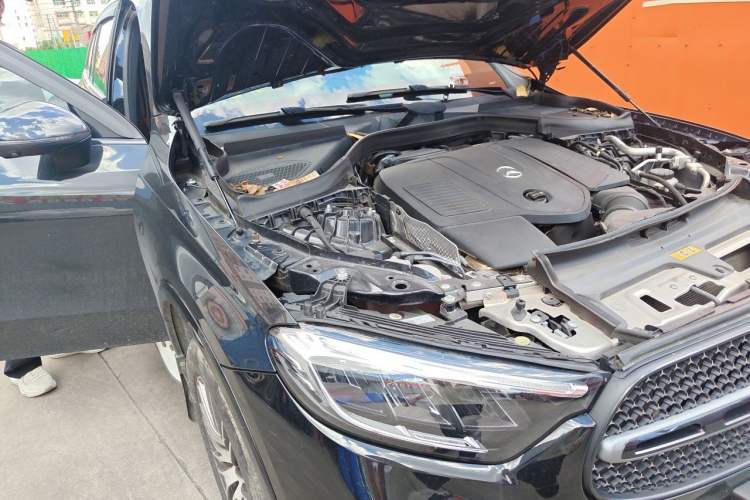 Used Mercedes-Benz GLC 2023 GLC 300 L 4MATIC Dynamic 7-Seater Engine Bay Right