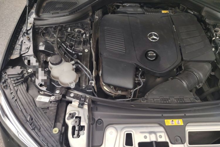 Used Mercedes-Benz GLC 2023 GLC 300 L 4MATIC Dynamic 7-Seater Engine Bay Right