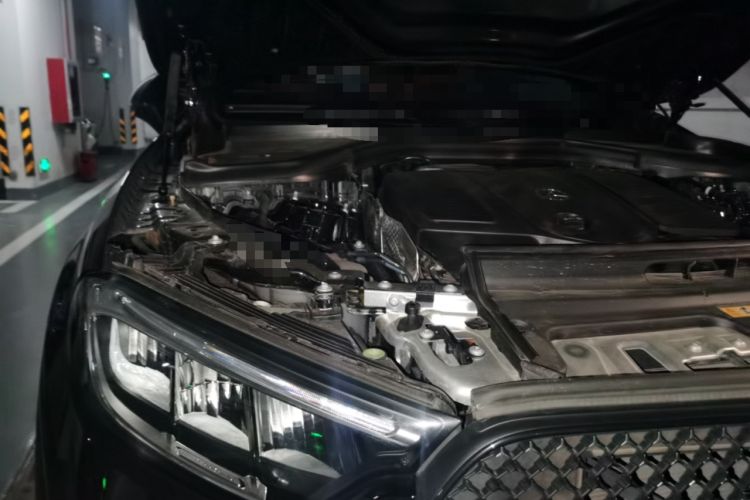Used Mercedes-Benz GLC 2023 Refreshed GLC 300 L 4MATIC Dynamic Version 7-Seater Engine Bay Right