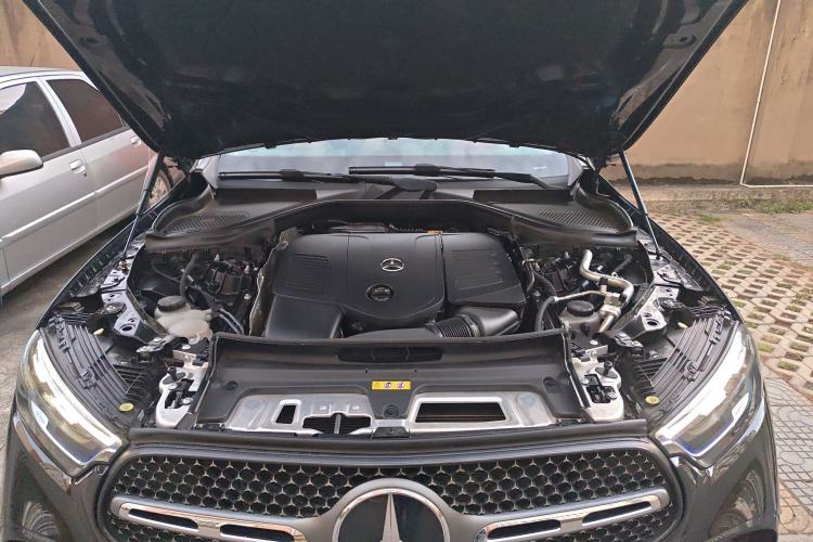 Used Mercedes-Benz GLC 2023 Refreshed GLC 300 L 4MATIC Luxury Version 7 Seats Engine Bay