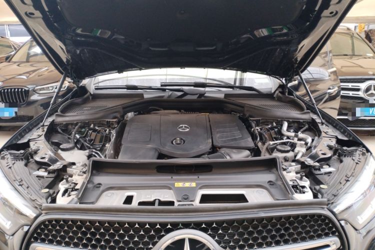 Used Mercedes-Benz GLC 2023 GLC 260 L 4MATIC Luxury 7-Seater Engine Bay