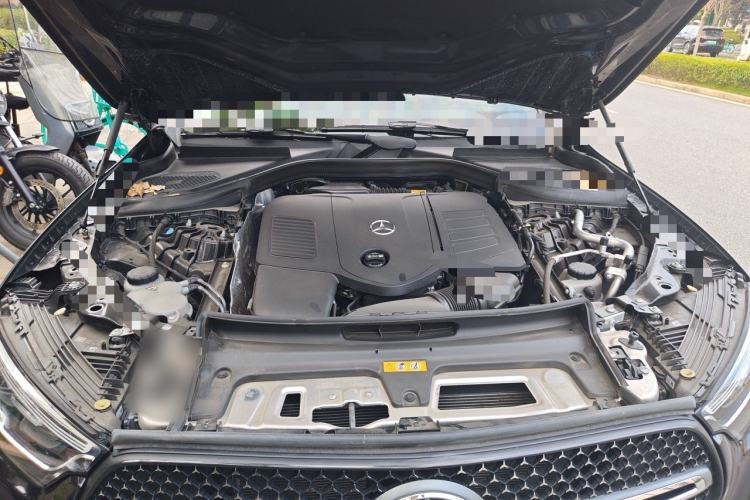 Used Mercedes-Benz GLC 2023 GLC 300 L 4MATIC Luxury 7-Seater Engine Bay