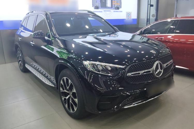 Used Mercedes-Benz GLC 2023 Facelift GLC 260 L 4MATIC Luxury Version 5 Seats Exterior 1