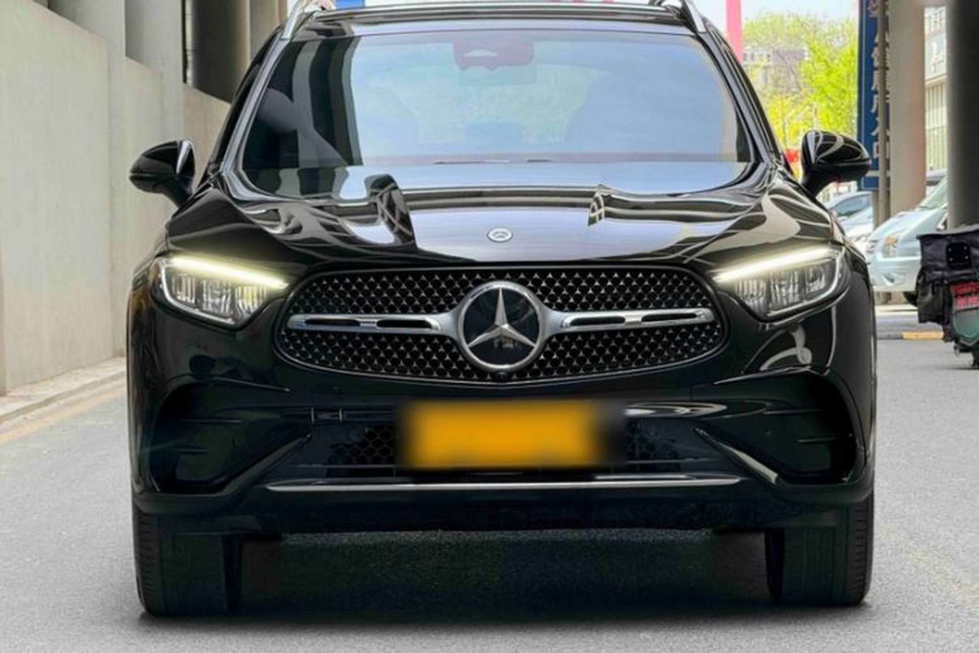 Used Mercedes-Benz GLC 2023 GLC 260 L 4MATIC Luxury 7-Seater Exterior 1