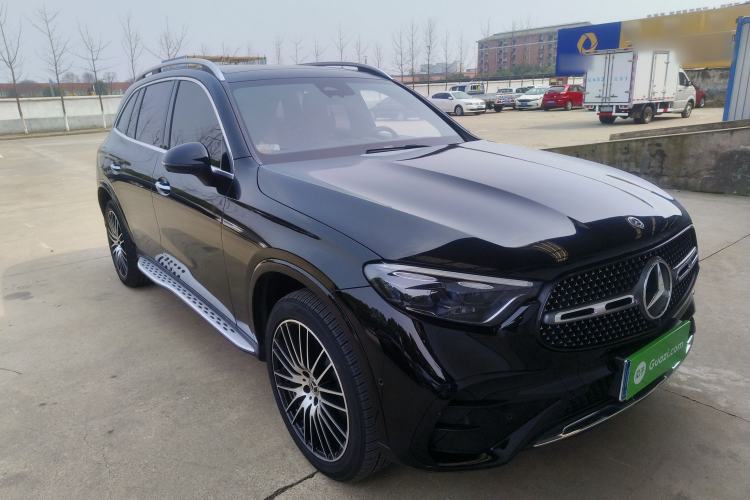 Used Mercedes-Benz GLC 2023 GLC 300 L 4MATIC Luxury 7-Seater Exterior 1