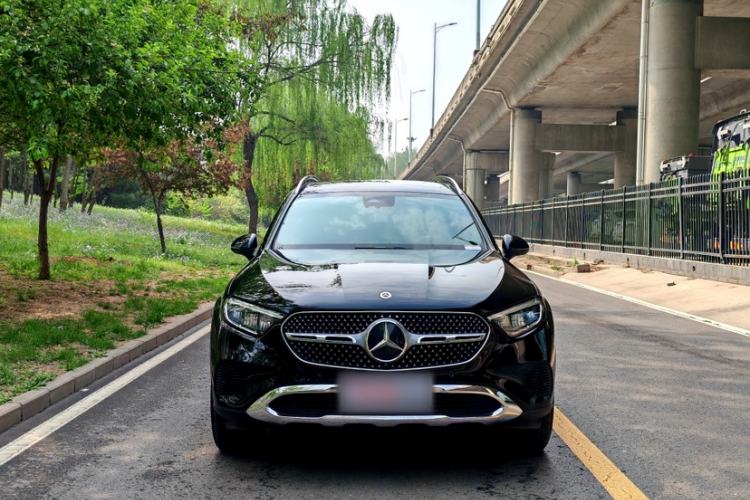 Used Mercedes-Benz GLC 2023 GLC 260 L 4MATIC Dynamic Edition 7-seater Exterior 1