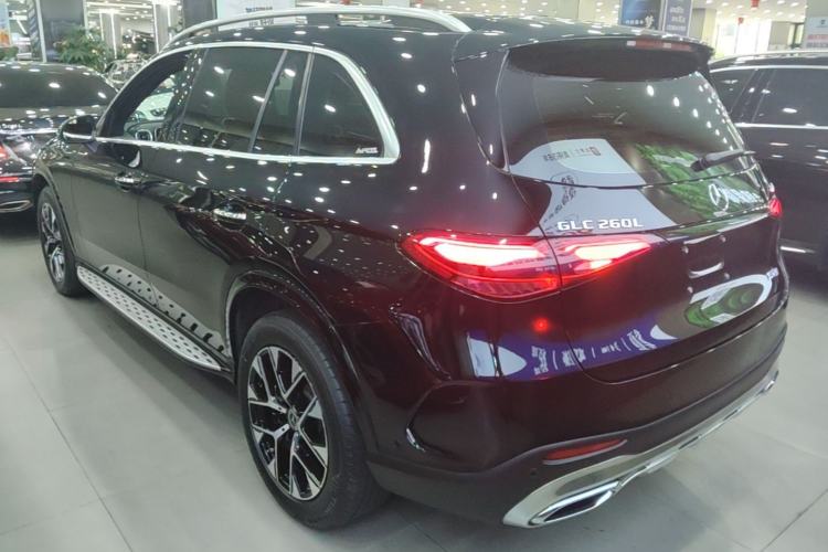 Used Mercedes-Benz GLC 2023 Facelift GLC 260 L 4MATIC Luxury Version 5 Seats Exterior 2