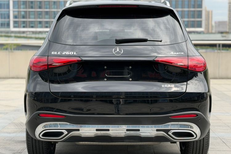 Used Mercedes-Benz GLC 2023 Facelift GLC 260 L 4MATIC Luxury Version 5 Seats Exterior 2