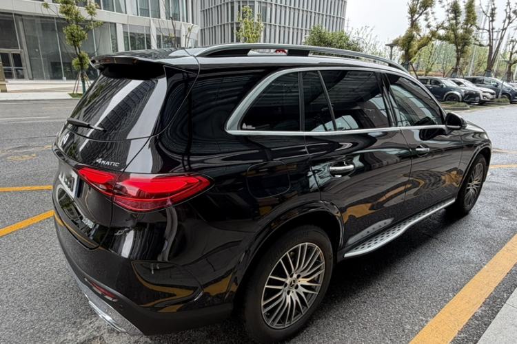 Used Mercedes-Benz GLC 2023 GLC 300 L 4MATIC Dynamic Edition 5-seater Exterior 2