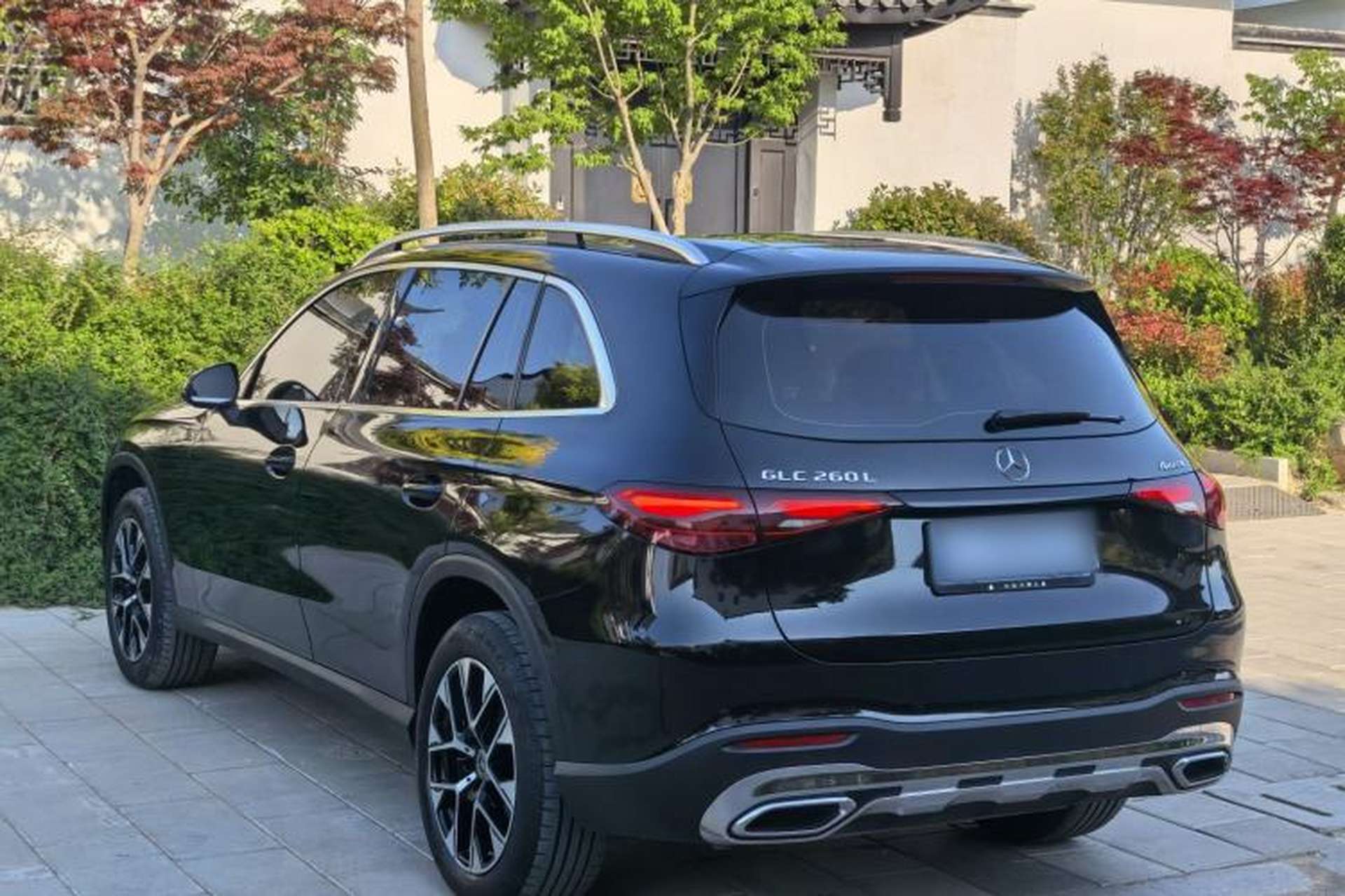 Used Mercedes-Benz GLC 2023 GLC 260 L 4MATIC Dynamic Edition 5-seater Exterior 3
