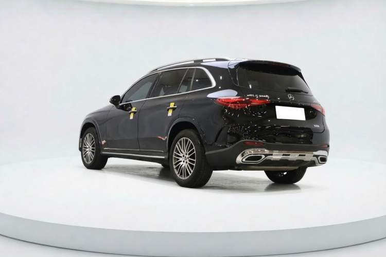 Used Mercedes-Benz GLC 2023 GLC 300 L 4MATIC Dynamic Edition 5-seater Exterior 3