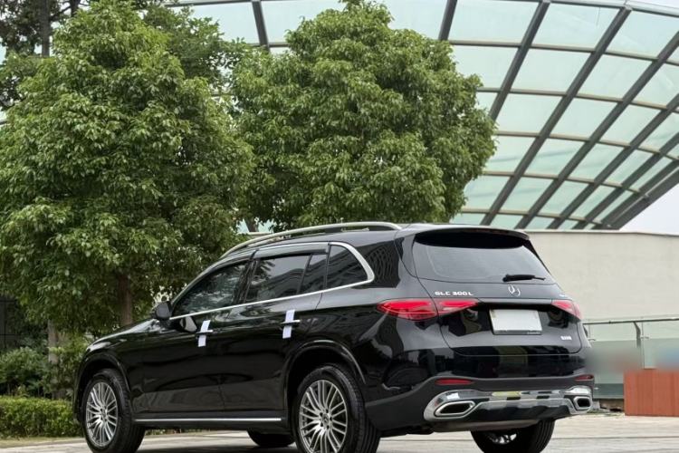 Used Mercedes-Benz GLC 2023 Refreshed GLC 300 L 4MATIC Dynamic Version 7-Seater Exterior 4