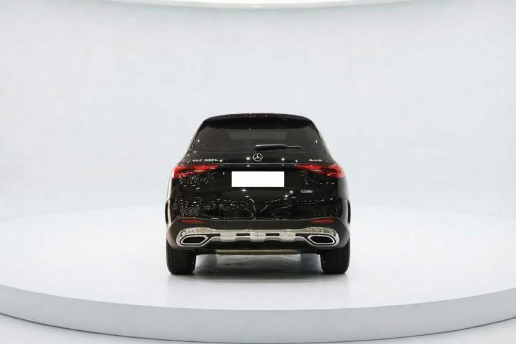 Used Mercedes-Benz GLC 2023 Facelift GLC 260 L 4MATIC Luxury Version 5 Seats Exterior 4