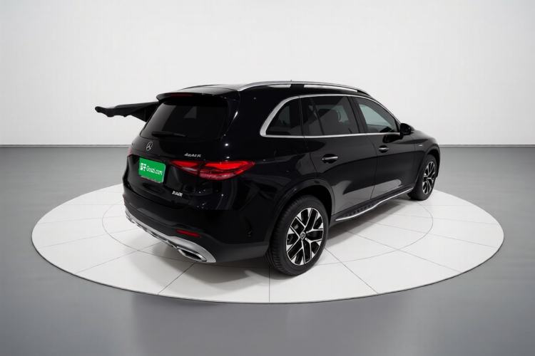 Used Mercedes-Benz GLC 2023 Facelift GLC 260 L 4MATIC Luxury Version 7-Seater Exterior 5