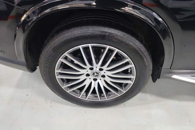 Used Mercedes-Benz GLC 2023 Refreshed GLC 300 L 4MATIC Dynamic Edition 5 Seats Exterior 5