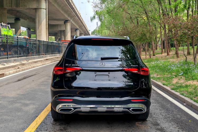Used Mercedes-Benz GLC 2023 GLC 260 L 4MATIC Dynamic Edition 7-seater Exterior 5