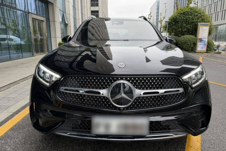 Used Mercedes-Benz GLC 2023 GLC 300 L 4MATIC Dynamic Edition 5-seater Exterior 5