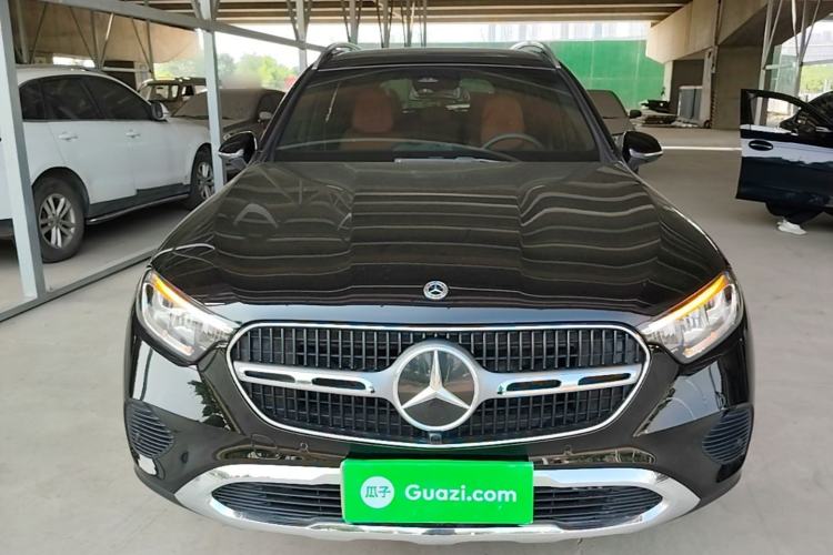 Used Mercedes-Benz GLC 2023 Facelift GLC 260 L 4MATIC Dynamic Version 5 Seats Front