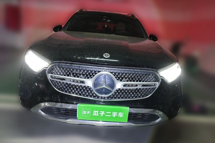 Used Mercedes-Benz GLC 2023 GLC 260 L 4MATIC Dynamic Edition 5-seater Front