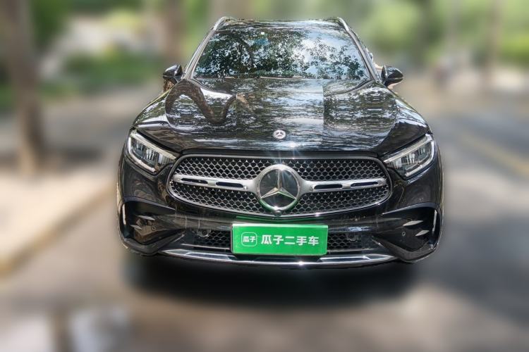 Used Mercedes-Benz GLC 2023 Facelift GLC 260 L 4MATIC Luxury Version 5 Seats Front