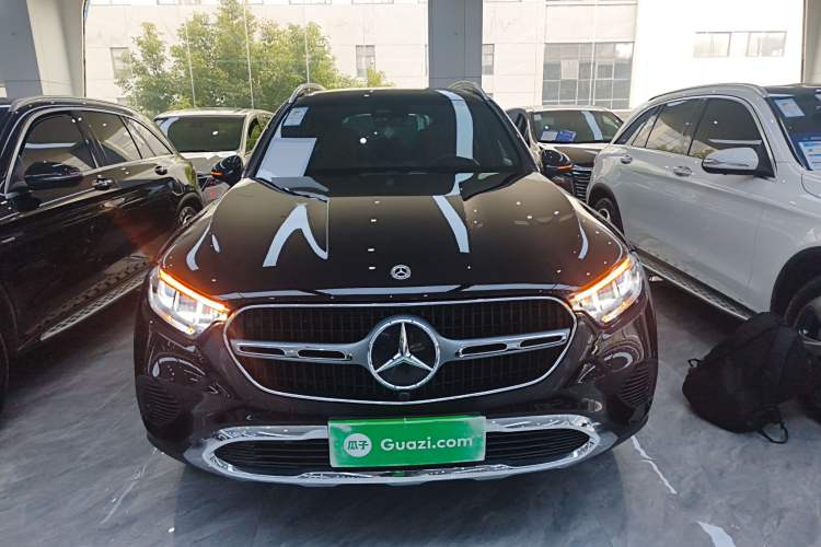 Used Mercedes-Benz GLC 2023 GLC 260 L 4MATIC Dynamic Edition 5-seater Front
