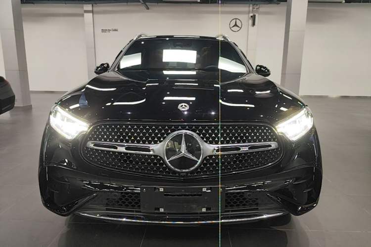 Used Mercedes-Benz GLC 2023 GLC 260 L 4MATIC Luxury Model 5 Seats Front