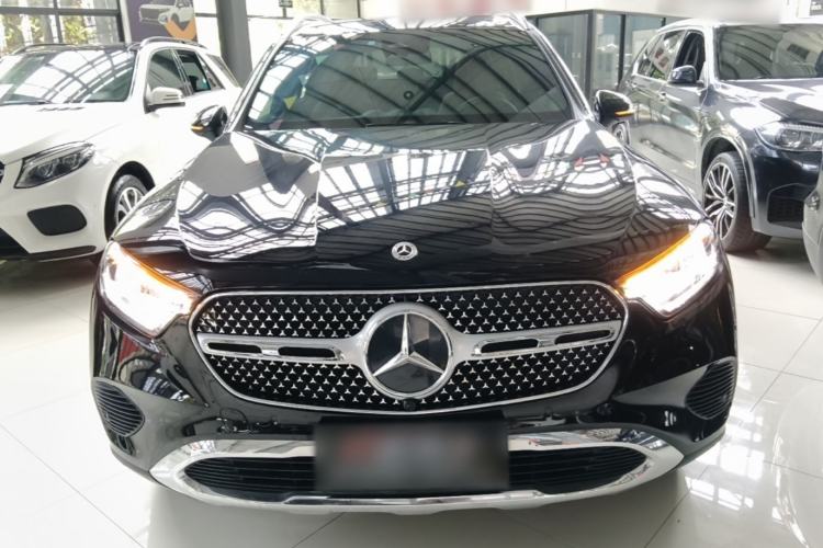 Used Mercedes-Benz GLC 2023 GLC 260 L 4MATIC Dynamic Edition 5-seater Front