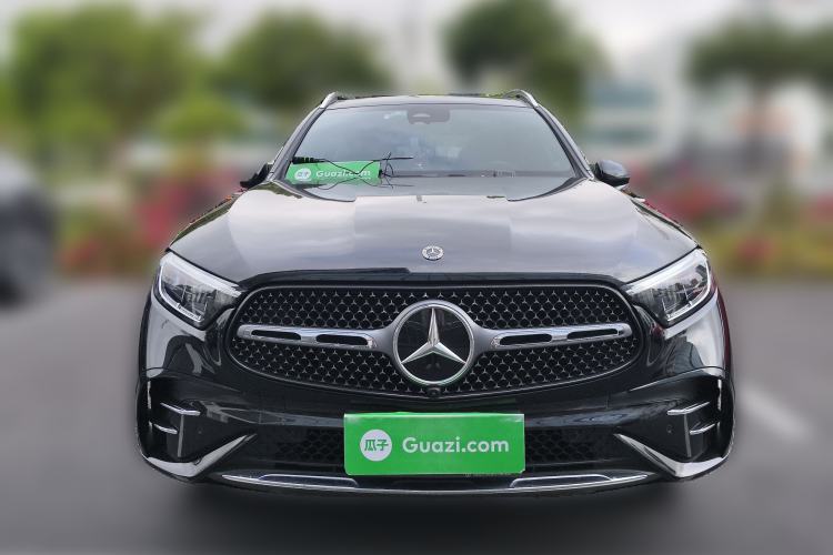 Used Mercedes-Benz GLC 2023 Refreshed GLC 300 L 4MATIC Dynamic Version 7-Seater Front