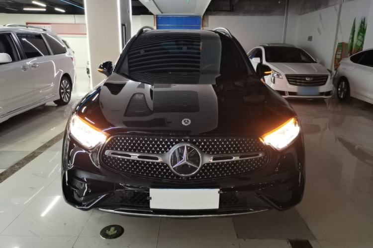 Used Mercedes-Benz GLC 2023 Refreshed GLC 300 L 4MATIC Dynamic Edition 5 Seats Front