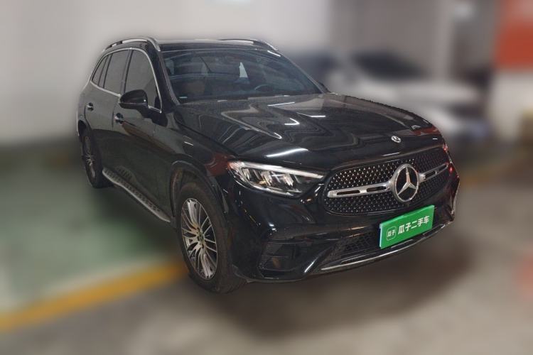 Used Mercedes-Benz GLC 2023 GLC 300 L 4MATIC Dynamic Edition 5-seater Front Right 45 Deg