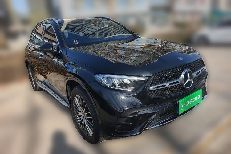 Used Mercedes-Benz GLC 2023 GLC 300 L 4MATIC Dynamic 7-Seater Front Right 45 Deg