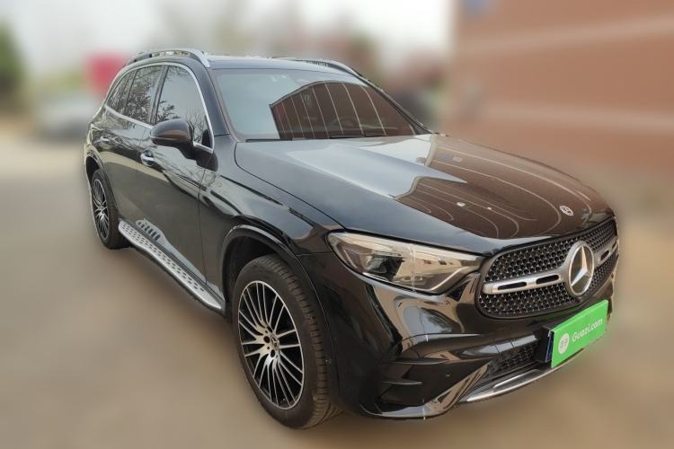 Used Mercedes-Benz GLC 2023 GLC 300 L 4MATIC Luxury 7-Seater Front Right 45 Deg
