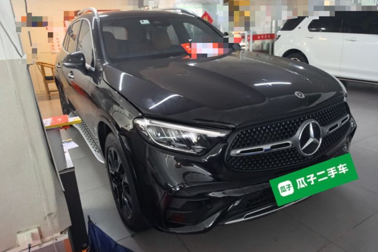 Used Mercedes-Benz GLC 2023 GLC 260 L 4MATIC Luxury Model 5 Seats Front Right 45 Deg