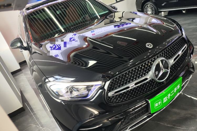 Used Mercedes-Benz GLC 2023 Refreshed GLC 300 L 4MATIC Luxury Version 7 Seats Front Right 45 Deg