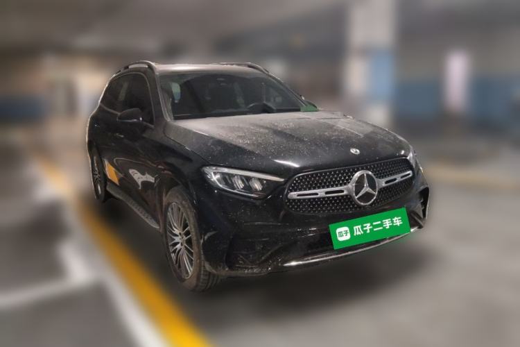 Used Mercedes-Benz GLC 2023 GLC 300 L 4MATIC Dynamic Edition 5-seater Front Right 45 Deg