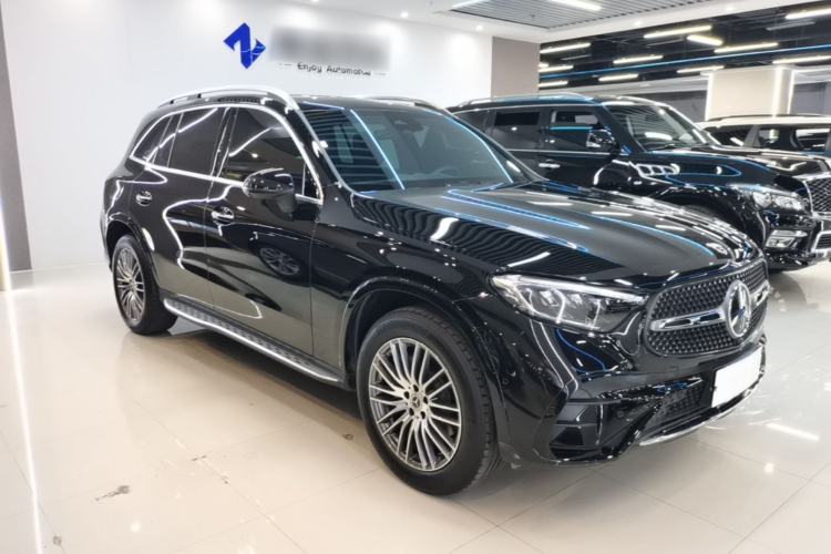 Used Mercedes-Benz GLC 2023 Refreshed GLC 300 L 4MATIC Dynamic Edition 5 Seats Front Right 45 Deg