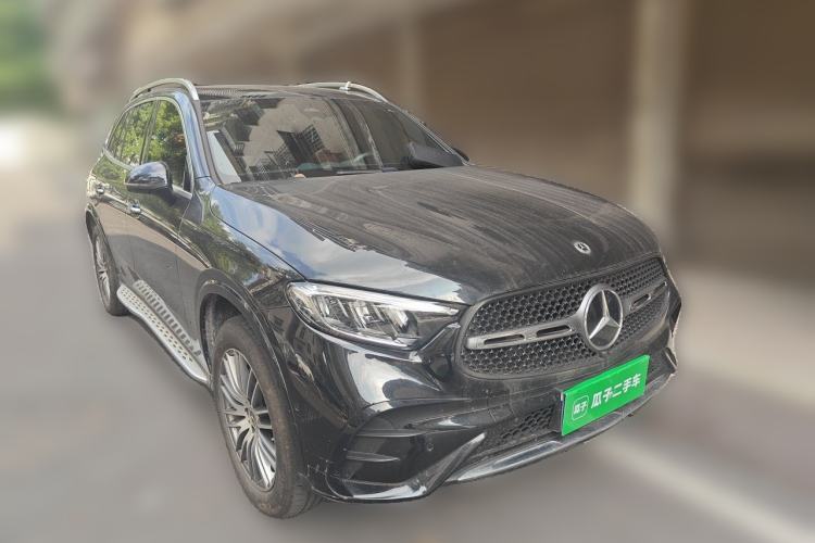 Used Mercedes-Benz GLC 2023 GLC 300 L 4MATIC Dynamic Edition 5-seater Front Right 45 Deg