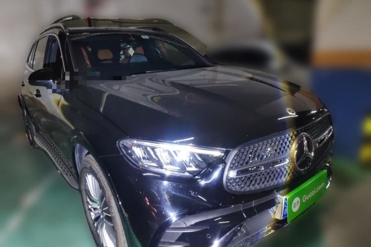 Used Mercedes-Benz GLC 2023 Refreshed GLC 300 L 4MATIC Dynamic Edition 5 Seats Front Right 45 Deg
