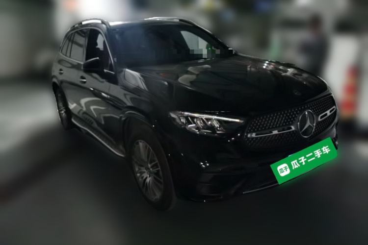 Used Mercedes-Benz GLC 2023 Refreshed GLC 300 L 4MATIC Dynamic Version 7-Seater Front Right 45 Deg