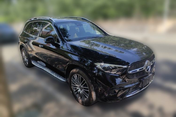 Used Mercedes-Benz GLC 2023 GLC 300 L 4MATIC Dynamic Edition 5-seater Front Right 45 Deg