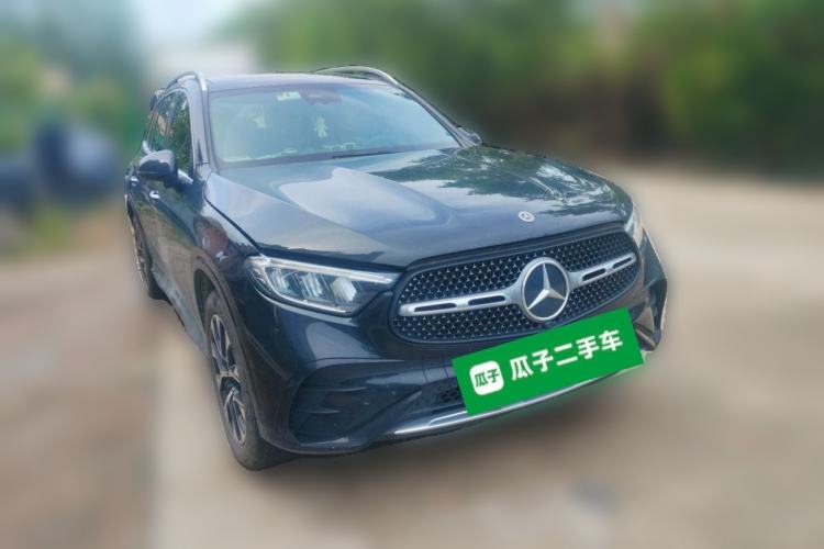 Used Mercedes-Benz GLC 2023 GLC 260 L 4MATIC Luxury Model 5 Seats Front Right 45 Deg
