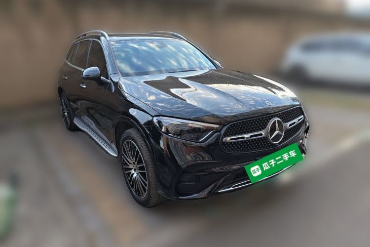 Used Mercedes-Benz GLC 2023 Refreshed GLC 300 L 4MATIC Luxury Version 7 Seats Front Right 45 Deg