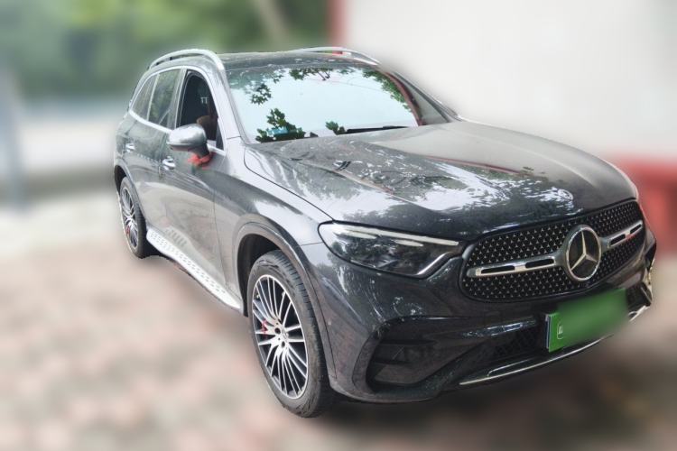 Used Mercedes-Benz GLC 2023 GLC 300 L 4MATIC Luxury 7-Seater Front Right 45 Deg