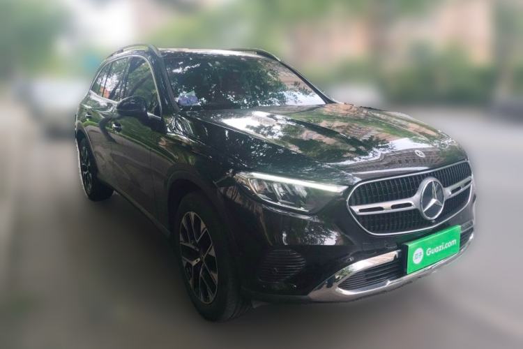 Used Mercedes-Benz GLC 2023 GLC 260 L 4MATIC Dynamic Edition 5-seater Front Right 45 Deg