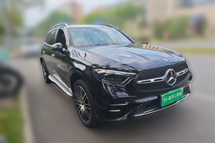 Used Mercedes-Benz GLC 2023 GLC 300 L 4MATIC Luxury 7-Seater Front Right 45 Deg