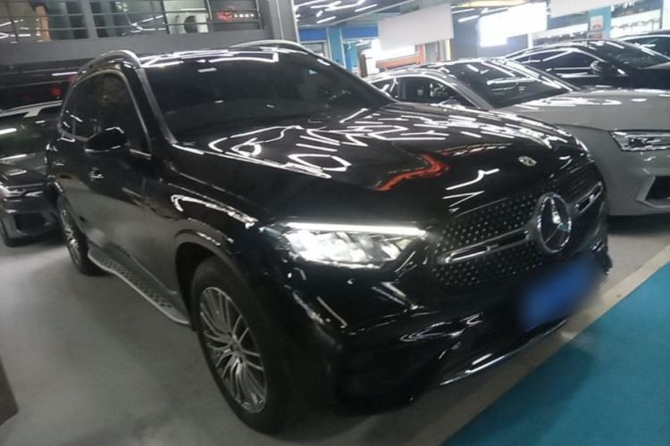Used Mercedes-Benz GLC 2023 Refreshed GLC 300 L 4MATIC Dynamic Edition 5 Seats Front Right 45 Deg
