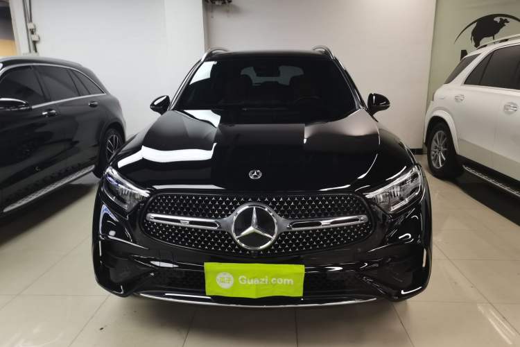 Used Mercedes-Benz GLC 2023 Facelift GLC 260 L 4MATIC Luxury Version 7-Seater Front
